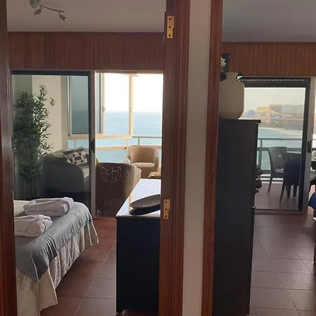 Amplia Terraza Con El Mar A Tus Pies Telde